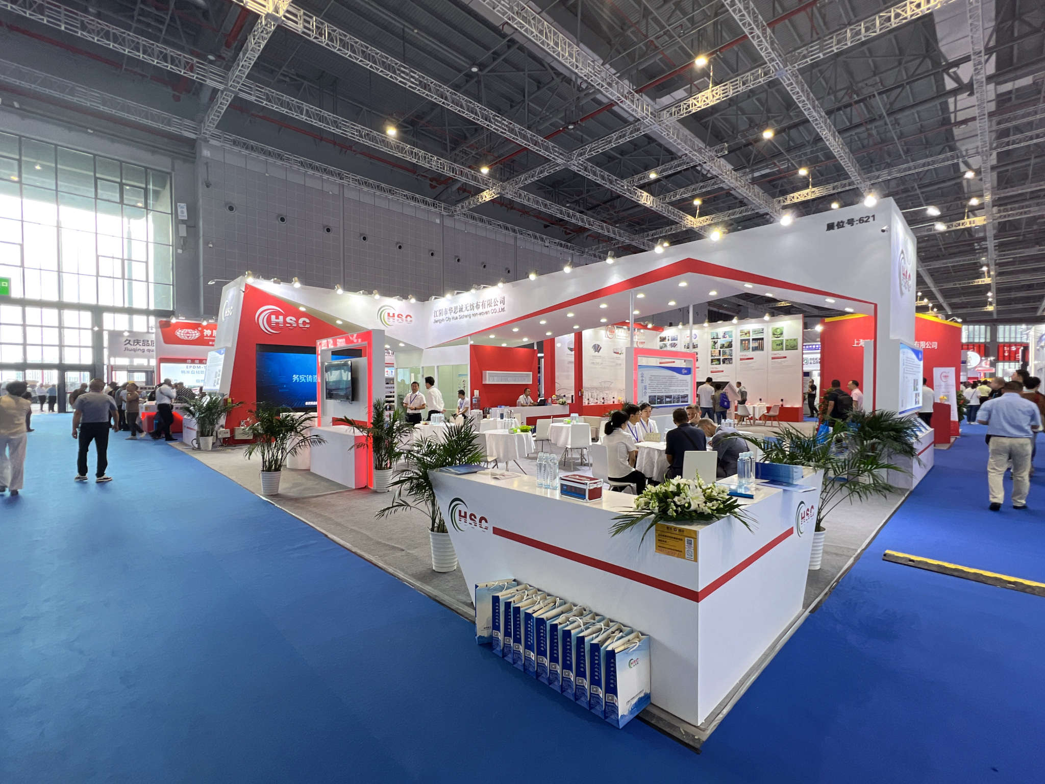 如何选择一家靠谱的上海特装展台搭建公司？
