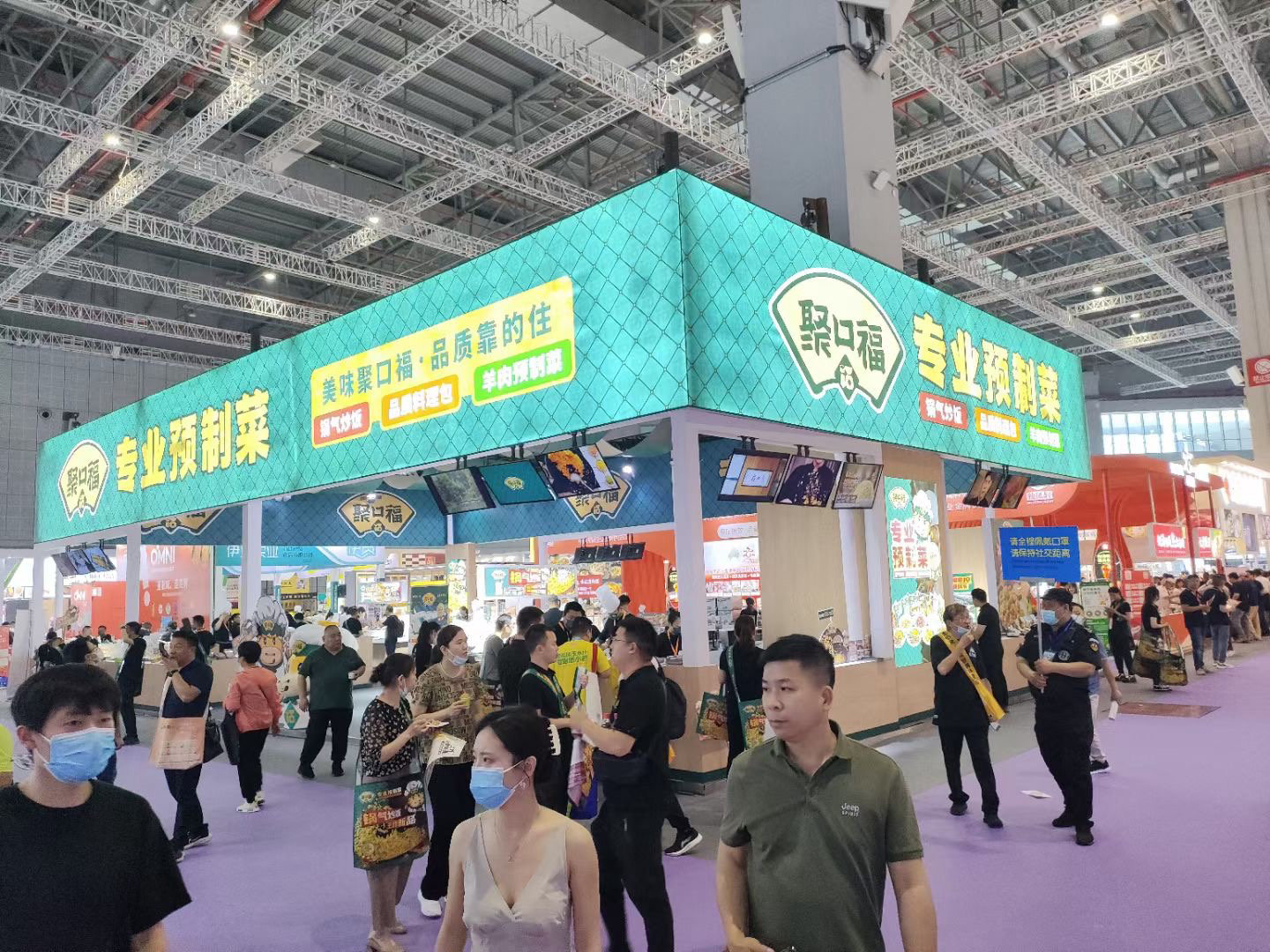 上海展会搭建工厂揭秘：高科技材料在展台搭建中的应用